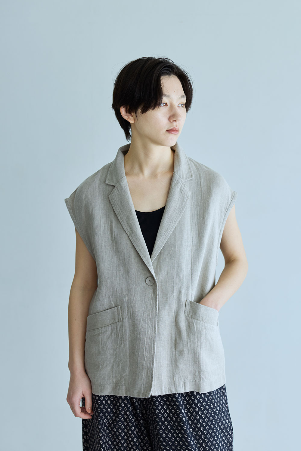 樂天商城 - 【NEW 夏】フォグリネンワーク 　ジュリー　ジレ　ナチュラル　【未試着品】 リトアニア製 fog linen work 【2026 SUMMER WEAR】