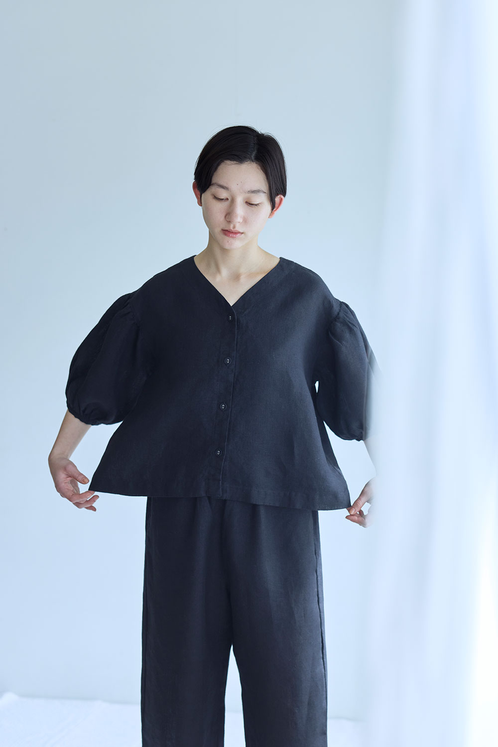 樂天商城 - 【NEW 夏】 ●フォグリネンワーク 　エライザ　トップ　ブラック　【未試着品】 リトアニア製 fog linen work 【2026 SUMMER WEAR】
