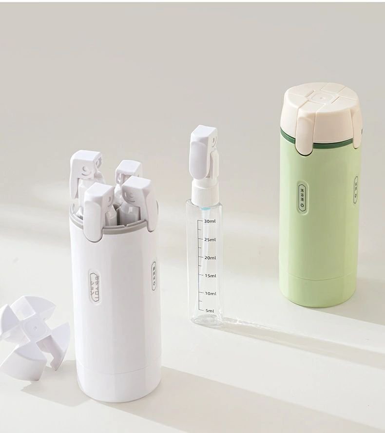 商品情報商品名旅行用詰め替えボトル4in1商品説明旅行用詰め替えボトル4in1は、旅行や出張、ジム、プールでの使用に最適な分装容器です。この製品は化粧水やボディソープなどの液体を効率的に収納でき、目盛り付きで量の管理も簡単です。プッシュ式吐出と折り畳みポンプにより、使いやすさが向上しています。ABSとPET素材を使用し、耐久性と軽量性を兼ね備えています。グリーンとグレーの2色から選べ、漏れ防止設計で安心して持ち運べます。分解可能で洗浄も簡単です。素材ABS,PETカラーグリーングレー容量40ml*4商品情報商品名旅行用詰め替えボトル4in1商品説明旅行用詰め替えボトル4in1は、旅行や出張、ジム、プールでの使用に最適な分装容器です。この製品は化粧水やボディソープなどの液体を効率的に収納でき、目盛り付きで量の管理も簡単です。プッシュ式吐出と折り畳みポンプにより、使いやすさが向上しています。ABSとPET素材を使用し、耐久性と軽量性を兼ね備えています。グリーンとグレーの2色から選べ、漏れ防止設計で安心して持ち運べます。分解可能で洗浄も簡単です。素材ABS,PETカラーグリーングレー容量40ml*4