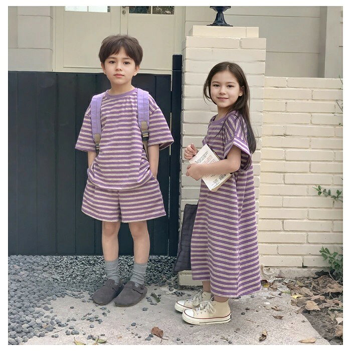 じんかんShopの韓国子供服 男の子 女の子 セットアップ ワンピース 兄妹服 キッズ ストライプ柄 夏服 90 100 110 120 130 140 150 子ども 半袖 Tシャツ+ショートパンツ 半袖ワンピース 通園着 通学着 夏｜アングル2