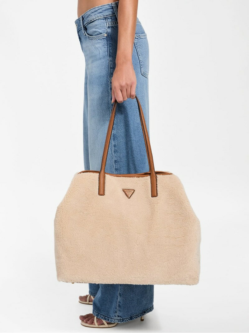 Guess - 【SALE／50%OFF】GUESS トートバッグ (W)VICTTORIA Large 2 In 1 Tote GUESS ゲス バッグ トートバッグ ブラウン【RBA_E】【送料無料】[Rakuten Fashion]