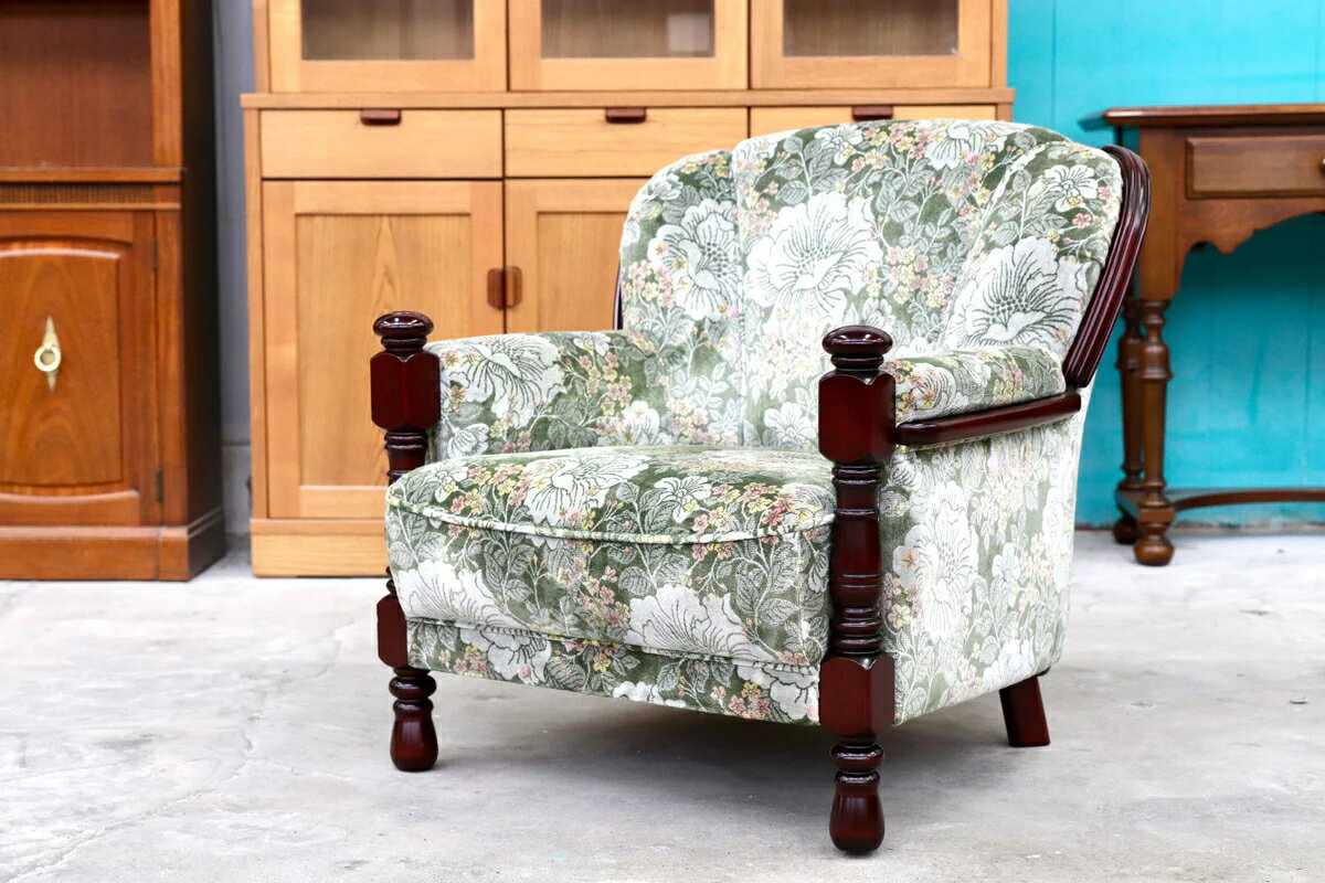 GMIH53 karimoku / カリモク コロニアル 1人掛けソファ シングルソファ ラウンジチェア 国産家具 ファブリック 花柄 定価約10.4万
