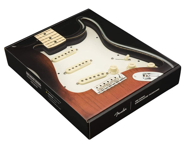 Fender USA（フェンダー）純正パーツ Pre-Wired Strat Pickguard Hot Noiseless SSS Parchment 0992346500