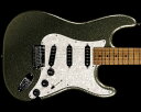 Description Fender社の元マスタービルダーとして数多くの名器を造り上げて来たジョン・サー（John Suhr）。そんな彼が1997年に自身の納得できるハイクオリティ・ギターを造り上げるために立ち上げたブランド「Suhr Guitars」で、ギターの最高峰を目指し、完璧なトーンを追及するなどFenderというブランドを知り尽くした彼ならではの製作技術の高さを肌で感じることの出来るハイブランドです。 サー・ギターズ・ラインナップの中でトラディショナルなストラト・プレイヤーから愛されるモデル「Classic S」。ボディには低～高音域までクセの無いサウンドをアウトプットするアルダー、25.5インチ・スケールのネックと22フレット仕様の指板には硬めでクリアかつ歯切れの良いローステッド・フレイム・メイプルを採用するなど、サー・ギターズの厳しい基準をクリアした軽量な材のみ採用されております。ネックに施されたロースト処理は無酸素の状態で木材を加熱（200℃程度）することで、水分を飛ばし安定した材に仕上げた木材で、ネック反りなどに強く抜群のコンディションを保持。ネック・シェイプは、やや太めながらもガッチリとした握り心地の良いグリップで、ストレスを感じさせないテクニカルなプレイヤーにも好まれる「Even C Medium」、違和感のない9”-12”Rの指板、フレットはスムースなベンディングとフィンガリングを可能にする「Heavy」フレット、フレットの素材はステンレス製ですので音抜けをアップしながらもフレットの摩耗を最小限に抑えるなどプレイヤーのパフォーマンスを最大限に引き出します。 ピックアップ・システムにはSSSレイアウトで「ML Standard」を3基搭載し、非常に引き締まった低音域とエッジの効いた歯切れの良い中音域を奏でてくれ、Suhr独自のハムノイズリダクションシステム「SSC II」も搭載しておりますので、パッシブ方式ですのでバッテリーを気にせずトーンに影響を与えることなくノイズを除去してくれます。ペグにはSuhrオリジナルのロック式チューナーを搭載しスピーディーな弦交換をお約束。ブリッジにはウィルキンソン製の「WVS 130」を装備し、アーミングによるチューニングの狂いを最小限に軽減しながらも、弦振動を余す事なく伝えるのも嬉しい点です。Suhrらしい立ち上がりの良さ・レスポンスの速い扱いやすい設計はまさにプロ仕様のクオリティ。ハイゲインなセッティングでもきちんと芯が残るなど、ソロやリードプレイを好むプレイヤーに最適なサウンドを奏でてくれ、もちろんバッキングやリフなどにも即戦力になる頼もしいモデルとなっております。まさに巨匠ジョン・サーの拘りが存分に堪能できるモデルに仕上がっております。 Specification Model: Classic S Custom Body Wood: Alder, 2 piece Finish Color: Gold and Black Sparkle Pickguard: White Pearl Neck Wood: Roasted Flame Maple Fingerboard Wood: Roasted Flame Maple Neck Finish: Satin Scale Length: 25.5" Neck Shape: Even C Medium Neck Dimensions: .840 - .920" Fingerboard Radius: 9 - 12" Nut Width: 1.687" Frets: 22, Stainless Steel, Heavy Inlays: Dots Hardware Color: Chrome Tuners: Suhr Locking Bridge: Wilkinson WVS 130, 2 Post, Locking Saddles Neck Pickup: ML Standard Middle Pickup: ML Standard Bridge Pickup: ML Standard Knobs: Volume, Tone, Tone Switching: 5 way Extra Controls: SSCII Noiseless System Strings: 10 - 46 Case: Hardshell Case