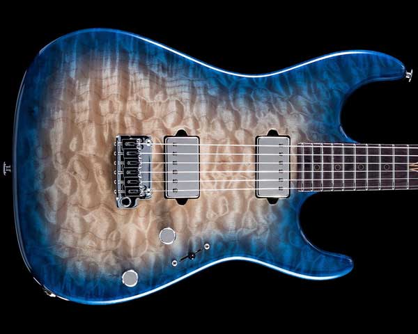 Suhr Guitars（サー・ギターズ）The 2014 Collection Standard Quilt Maple Blue Burst