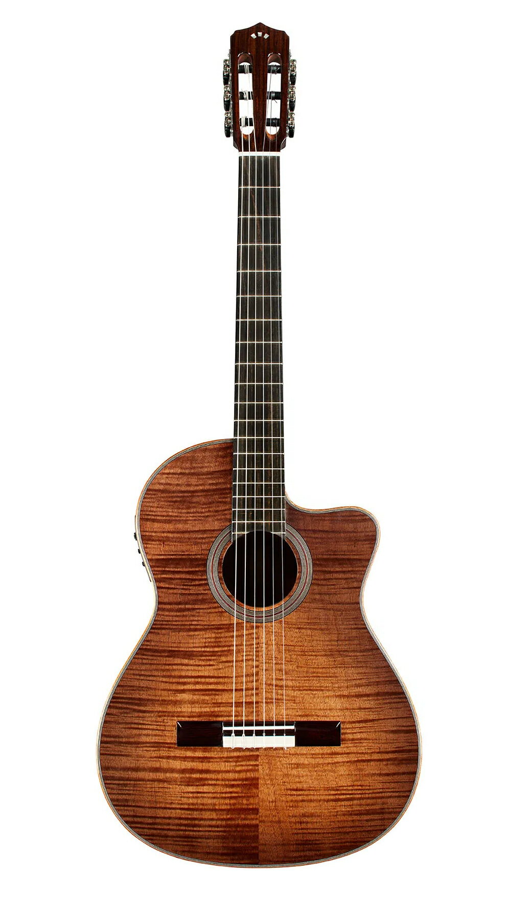 Fusion 12エキゾチック・トップ・ギターは、伝統的なナイロン弦のトーンを提供すると同時に、独特のモダンな美学を備えています。 ソリッド・スプルース・トップに本物のエキゾチック・ウッド単板を極薄に貼り、トーンに悪影響を与えることなくドラマチックな外観を実現しています。 Fusion 12 White Sandsギターは、美しいフレイムメイプルのバックとサイドが特徴で、マッチするフレイムメイプル単板のオーバーレイがそれを引き立てています。 パドーク・バインディングと手作業ではめ込まれた木製ロゼッタが、そのユニークな美しさをさらに引き立てます。 また、Fishman resys Blendピックアップ・システムが内蔵されており、アンプを使用してもそのトーンを維持します。 【SPEC】 〈主な特徴〉 ・Construction: ソリッド・トップ ・Family:カッタウェイ＆エレクトリック ・Style: フュージョン 〈素材〉 ・ブリッジ材:パーフェロー ・指板材:エボニー ・ネック材:マホガニー ・ナット材:牛骨 ・サドル材:牛骨 〈ボディ〉 ・サイド & バック:フレイムメイプル ・バック・バインディング:マホガニー ・バック・センター・ストリップ:マホガニー ・バック・パーフリング・インレイ:4プライ・メイプル・ブラック ・ボディ・トップ:スプルース無垢材／フレームド・オクメ単板 ・スタイル:Fusion ・カラー:シナモン・バースト ・フィニッシュ:グロス・ポリウレタン ・フレットからボディ:12 ・ネック・ジョイント:マホガニー ・ネック・シェイプ:Fusion Cシェイプ ・トップ・ブレイシング・パターン:Fan ・ウエスト幅:235mm（9 1/4インチ） 〈ピックアップ〉 ・バッテリーパック:プリアンプ内部 - 9V ・バッテリーパックの取付位置:フリップアップ・プリアンプ ・ピックアップ:Fishman Presys Blend ・交換用チューニング・マシン - ベース:チューナー ハニカム NKL/EB BTN ベース (part#98-041-0910) ・交換用チューニング・マシン - 高音用:チューナーハニカムNKL/EB BTNトレブ（品番：98-041-0900） ・チューニング・マシン・ボタン:ブラック ・ギア比:14:1 〈寸法〉 ・ボディ・デプス：95mm（3/4インチ） ・ボディ・デプス・アッパーバウト：85mm（3 1/3インチ） ・ボディの長さ：483mm（19インチ） ・フレット寸法：2.0mm（幅）×1.1mm（高さ） ・ロアバウト幅：368mm（14 1/2インチ） ・マスター・カートンの寸法：112x58x69 (cm) - Córdoba・トライアングル・マスター・カートン（6パック） ・ネック厚 1フレット：21mm ・ネック厚 9フレット：24mm ・ナット幅：48mm（1 7/8インチ） ・全長：978mm（38 1/2インチ） ・弦長：650mm（25.6インチ） ・出荷時梱包の寸法：104 x 47 x 14 (cm) - Córdoba Guitar Triangle Box (ケースなし) ・サウンドホール径：84mm（3.3インチ） ・楽器重量の目安：1.6 kg ・アッパーバウト幅：279mm（11インチ） /_/_/_/♪出荷前調整ご要望承ります♪_/_/_/_/ ギタープラネットではご注文頂いた商品は 新品中古問わず検品・調整してから出荷致します。 弦高など細かなセッティング等、お好みに 合わせて調整も可能ですで、お気兼ねなく お申し付けくださいませ。 /_/_/_/_/_/_/_/_/_/_/_/_/_/_/_/_/_/_/_/_/_/ お問い合わせダイヤル：03-3259-0031 ※当商品は通信販売に限りご用意が可能でございます。実店舗での実機確認・試奏はお受け出来ませんので予めご了承ください。 ※掲載画像はサンプルになります。実際にお届けする商品とは色味や木目が異なる場合がございますのでご了承ください。　