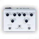 Dept. 10 AMPED 2 AMPED 2 は、前段にドライブ・ペダルを搭載した 100W のペダル・パワー・アンプ。伝統的な真空管アンプのトーンとフィーリングとともに、高度なエフェクト・プロセッサーを搭載。 スピーカー・キャビネットへの接続、ダイレクト・アウト、従来のエフェクターのようにアンプのインプットへの接続が可能で、自分のサウンドをどこにでも持ち運べます。1Wまでのパワー・リダクションや USB-C の接続により、スタジオでもステージでも、どんな状況でも同じように使用できるアンプ・ペダル-が新登場！ ●主な特徴 ■マルチ・エフェクト搭載の 100W のペダル・アンプ。 ■EL34、6L6、EL84 の 3 種類の異なる本格的なパワー管のレスポンスを提供するレスポンス・コントロールを搭載。 各設定は、選択した真空管パワーアンプのレスポンス、ダイナミクス、サグ感、ブレークアップの特性を提供します。 ■USA、UK、Classic というボイシングから選択し、パーフェクトなトーンを作り上げることができます ■DRIVE セクションは Boost、Drive、Fuzz の 3 種類からチョイス可能。 ■モジュレーション、ディレイ、リバーブなどのエフェクトを搭載。 ■レコーディング用インターフェースとして低レイテンシーの USB オーディオを搭載。 ライブ時には TRS ステレオ・ライン・アウトと XLR モノラル D.I.を使用するなどプロフェッショナルな現場にも対応。 ■スピーカーインピーダンスに自動的にマッチングする独自の高いヘッドルーム設計により、8Ω または 16Ω のキャビネットで最大のパワーと最適なトーンを提供します。 ■エフェクト・ループ、2 系統の 9V DC 出力、MIDI によりペダルボードや自身の機材に簡単に組み込むことができます。 ■クロマチック・チューナーを搭載し、ライブ演奏中に即座にチューニングが可能。 ●注目ポイント ライブやツアーにおいて常に一貫したサウンドを得るために、ギタリストはポータブルなパッケージ、そして素晴らしい音色を兼ね備えた革新的なソリューションを求めています。 Blackstar が目指したのは、本物のギターアンプのレスポンスとフィーリングを実現する、コンパクトでパワフルなパワーアンプ・ペダルを作ることでした。 ペダルボードと簡単に組み込むことができ、アンプやパワーキャビネットに対応、スタジオで使用するための次世代DI 接続とコントロールを備えている必要がありました。その結果、これらすべてを実現し、さらに多くのことを可能にしました。 ■Dept.10 とは、イノベーションとデザインを担当する Blackstar の R&D チームの名称です。このエンジニア・チームは全員がミュージシャンであり、常に新しいアイデアを研究して、あなたの完璧な音作りをサポートします。 ■ユニークなパワーアンプの設計は、真空管アンプとスピーカー・キャビネットの相互作用を模倣する電流フィードバックを使用しています。 この非常に高いヘッドルームの設計は、8 オームまたは 16 オームのスピーカーキャビネットに対応、100W のパワーの真空管アンプのようなサウンドと存在感を実現します。 次世代シミュレーター「Cab Rig」テクノロジーについて Cab Rig は、マイクアップされたギターキャビネットの音と感触を驚くほど詳細に再現する、当社の次世代 DSP スピーカーシミュレーターです。Cab Rig の新しい高度なアルゴリズムは、事実上ゼロレイテンシーで、位相の不一致もなく、IR スナップショットよりもはるかに柔軟にスピーカー・キ ャビネットと部屋をシミュレートすることができます。付属のソフトウェアを使って、USB/XLR 出力やヘッドフォンで素晴らしいトーンをキャプチャーしてください。 【SPEC】 Power 100W Effects：Drive, Mod, Delay, Reverb Channel Voices：USA, UK, Classic EQ：Bass, Middle, Treble Power Reduction：100W, 20W, 1W Response：6L6, EL34, EL84 Drive：Y Modulation：Y Delay：Y Reverb：Y Modulation Freeze effect：Y Delay Freeze effect：Y Reverb Freeze effect：Y Cab Rig DSP：Y USB Audio：Y XLR Cab Rig Output：Y Effects Loop：Y (series or parallel selectable in Architect) MIDI Control：Y Speaker Outputs：8 Ohm, 16 Ohm 9V DC Output：2 (maximum combined current 500mA) Voltage：100V to 240V ~ 50/60Hz Dimensions (mm)：W 288mm x D 149mm x H 80mm Weight (Kg)：1.98 付属品：正規保証書 お問い合わせフリーダイヤル:0120-37-9630 /_/_/_/♪出荷前調整のご要望承ります♪_/_/_/_/ ギタープラネットではご注文頂いた商品は 新品中古問わず検品・調整してから出荷致します。 弦高などの細かなセッティング等、お好みに 合わせての調整も可能ですので、お気兼ねなく お申し付けくださいませ。 /_/_/_/_/_/_/_/_/_/_/_/_/_/_/_/_/_/_/_/_/_/_　