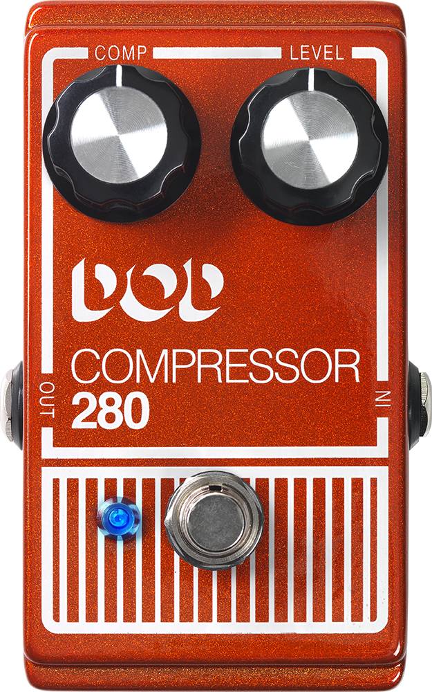 日本国内では2014年から2017年頃まで販売していたCompressor 280が、この度再登場となりました。 Compressor 280は、フレッシュ・スクイーズ感覚のコンプレッサーです。ソロでもコードワークでも、ワイルドなピークにコンプレッションを掛けることにより、サウンドの粒立ちを揃えダイナミクスに抑えることができます。オープン・ストリングでもヴォリュームの変化を最小に抑えることが可能で、カントリーのようなクリア・サウンドからスタッカートなドライヴ・サウンドまで、演奏スタイルを問わずピッキング・アタックと均等なレベルを保つ効果を約束します。 また、楽器の持つダイナミック・レンジをコントロールすることができます。ダイナミック・レンジにコンプレッションを掛けてソロのサスティーンを長くしてタイトにし、その後に接続したエフェクトやアンプのクリップを防ぎます。 Compressor 280は、トゥルー・バイパスですので、エフェクト・オフ時にオリジナル信号を劣化させることもありません。 軽量なアルミニウム製のシャーシは持ち運びにも便利です。エフェクト・ボードにおける接続もシンプルに配置できます。 電源: 9Vアルカリ電池またはPS0913DCアダプター 消費電流: 20mA)9V標準) サイズ: 117(L) × 73(W) × 53(H)mm (※付属足ゴム含まず) 重量: 247g(バッテリー含まず) ■コンプ・コントローラーとレベル・コントローラー ■トゥルー・バイパス ■コンパクトなデザイン ■軽量なアルミ筐体 ■9V DCパワー・サプライ・ジャック ■視認性に優れたブルーLED お問い合わせフリーダイヤル：0120-37-9630　