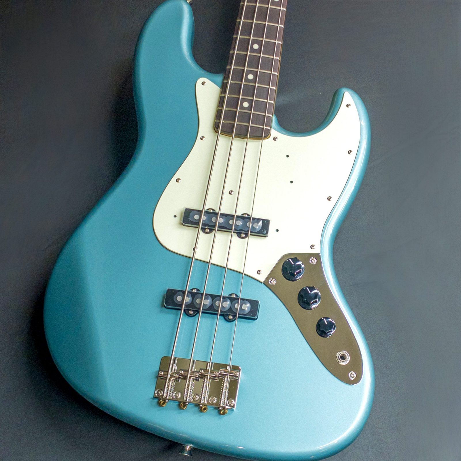 東海樂器 - AJB-101 MH -Ocean Turqoise Metalic-【3.88kg】[トーカイ][4弦,4Strings][Passive,パッシブ][実物画像][ベース館]