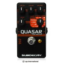 Subdecay / Quasar V4サブディケイ / クエーサーブイフォー Subdecay Quasar V4は、 11種類のモードを選択できるシンプルなコントロールで コンパクト、かつ機能的なフェイザーです。 トラディショナルなフェイザーだけでなく、 新しく現代的なサウンドも数多く収録。 リズミカルなモジュレーションパターンやSFのような混沌とした音色、 そしてエンベロープによるスピードコントロールも可能です。 トラディショナルなフェイザーやロータリースピーカーサウンドも 必要ですが、それだけでは満足できませんよね。 ●特徴 ・オールアナログフェイザー ・フェイザーに同期するトレモロとチョッパーエフェクト ・アクティブボリュームコントロール ・トラディショナルなトーンから実験的な音色まで Subdecayは2005年からQuasarフェイザーの設計を行い、 常にアップデートを重ねてきました。 Quasar V4は全く新しい領域の探索を行い、 その結果得られたサウンドを組み込みました。 完全にアナログのフェイザー回路をデジタルで 制御することにより生まれるサウンドは、 従来のアナログフェイザーの世界を飛び出しながら、 デジタルフェイザーでは得られない 有機的なトーンを作ることができます。 ●モードとコントロール ・RATE：モジュレーションスピードを調整します。 ・DEPTH：モジュレーションの深さを調整します。 ・COLOR：通常はフェイザーのレゾナンスを調整しますが、 モード5ではポルタメントを制御します。 ・OFFSET：モードごとに違った役割となります。 ・MODE：11タイプのモードを設定します。 11のモードは大きく4つのカテゴリに分類されています。 モード1〜4：クロスモジュレーション（X-MOD） モード5〜6：ステップシーケンス（STEP） モード7〜6：エンベロープ（ENV） モード9〜11：トラディショナル ・X-MOD：クロスモジュレーションは2つの方法でエフェクトを 同時にモジュレ−トすることで生み出されるエフェクトです。 モード1/2-トライアングル＋サイン/トライアングル＋スクエア: フェイザーを遅いトライアングルLFOと速い サインウェーブまたはスクエアウェーブでモジュレートします。 OFFSET：LFOレシオを2、4、8、16、32に設定します。 モード3-Xフェード：クロスフェードエフェクトです。 フェイザーのエフェクトとクリーンシグナルを クロスフェードします。 OFFET：各サイクルでエフェクトがクロスフェードする 頻度を2、4、8、16、32から調整します。 DEPTHはクロスフェードの深さを調整します。 モード4-トレモロ：フェイザーと同期するトレモロがかかります。 OFFSET:トレモロのレシオをを2、4、8、16、32から調整します。 DEPTHはトレモロの深さを調整します。 ・STEP：従来のスムースなフェイザーではなく、 リズミカルにフェイザーやフィルターパターンを作ります。 モード5-ステップパターン：トライアングルウェーブに 基づいたステップパターンです。 OFFSET：トライアングルウェーブの波形が作る リピートパターンがステップシーケンスを いくつスキップするかを設定します。 COLOR：ポルタメントコントロールです。 反時計回りに回すとステップパターンがなめらかになります。 モード6-RND：ボリュームチョッパー付きの ランダムフェイザーシーケンサーです。 OFFSET：ステップごとにボリュームが下がる 時間を0〜50%の範囲で調整します。 ・ENV：入力シグナルの音量、つまり音の強さによって ダイナミックにエフェクトを操作します。 モード7-エンベロープスピード：演奏の強弱で フェイザーのスピードを可変します。 OFFSET：アタックを強くしたときに モジュレーションが早くなるか遅くなるかを調整します。 モード8-エンベロープフェイザー： エンベロープフィルターのように動作するフェイザーです。 OFFSET：フェイザーの静止点を設定します。 DEPTH：演奏のダイナミクスがフェイザーを どの程度モジュレートするかを調整します。 RATE：エンベロープアタックとディケイのスピードを調整します。 ・トラディショナル：トラディショナルなフェイザーです。 モード9-ロータリー/ヴィブラート： ストレートなトレモロ/ヴィブラートから存在感のある フィルター/フェイザートーンまで広く音を調整します。 往年のDOD FX22に触発されたモードです。 OFFSET：トレモロの深さを調整します。 COLOR：時計回りでレゾナンスを増やします。 反時計回りに回すとピッチヴィブラートに近くなります。 モード10-スロートライアングル： 低速でリニアなスウィープをするフェイザーです。 OFFSET：モジュレーションの中心点を設定します。 モード11-ファストサイン： 高速な設定と相性の良いサインウェーブフェイザーです。 OFFSET：モジュレーションの中心点を設定します。 ●スペック インプットインピーダンス：1M アウトプットインピーダンス：1K 電源：センターマイナスDC9〜18Vアダプター（電池はお使いになれません） 消費電流：25mA フェイザー：フェイザー（ギター用） アダプター：9〜18Vセンターマイナス 電池駆動：- コントロール：DEPTH、COLOR、RATE、OFFSET、MODE お問い合わせフリーダイヤル:0120-37-9630　