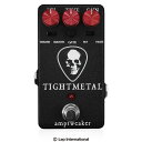 アンプトゥイーカー / タイトメタル Amptweaker Tight Metalは、最強のハイゲインディストーション、 Tight Metal Pro IIのサウンドをコンパクトペダルに凝縮した、 上質なハイゲインディストーションペダルです。 オールドスクールなメタルからモダンハイゲインサウンドまでを作り、 特にクリーンアンプとの組み合わせで効果的です。 THRASH/SMOOTHスイッチによりミッドレンジを深くえぐり取った スラッシュサウンド、リードトーンに最適で暖かな スムースサウンドを作ることができます。 FAT/TIGHTスイッチをFATモードにすればAmptweakerの ブラック/ドゥームメタルペダル、Fat Metal Pro IIの トーンに近づくこともできます。 さらにノイズゲートも備え、現代的なトーンもカバーします。 トゥルーバイパススイッチを備え、 9V電池と9〜18Vアダプターでの駆動に対応。 9Vでは50W、18Vでは100Wアンプのように ダイナミクスの違いがあります。 ●コントロール ・VOL：出力音量を調整するマスターヴォリュームです。 ブーストすることもできます。 ・TONE：高域の出方を調整します。ハイを強くしたり、 ローとバランスを取ることが出来ます。 ・GAIN：歪みを調整します。ヴィンテージトーンから モダンハイゲインまでに対応します。 ・THRASH/SMOOTH：THRASHはミッドをカットしてエッジを加え、 SMOOTHでは暖かなミッドブーストトーンを作ります。 ・FAT/TIGHTスイッチ：TIGHTはアグレッシブなアタックを作り、 FATはより厚く“歌うような”歪みを作ります。 ・GATE：高く設定することでハムノイズを強く減衰させます。 強く設定するとよりタイトなトーンになります。 ●特徴 ・トゥルーバイパススイッチ ・音色のローエンドを切り替えるFAT/TIGHTスイッチ ・シンプルなVOL、TONE、GAINコントロール ・サウンド全体の音色を切り替えるTHRASH/SMOOTHスイッチ ・調整可能なノイズゲート搭載 ・9〜18Vアダプター駆動に対応 ●スペシフィケーション インプットインピーダンス：250kΩ（エフェクトON時） アウトプットインピーダンス：1KΩ（エフェクトON時） 消費電流：13mA(9V)、15mA(18V) アダプター：5.5mm×2.1mmのセンターマイナスDC9V〜DC18V サイズ：6.35cm(W)×11.4cm(D)×3.8cm(H) 種類：ディストーション（ギター用） アダプタター：9-18Vセンターマイナス 電池駆動：- コントロール：VOL、TONE、GAIN、THRASH/SMOOTH、FAT/TIGHT、GATE お問い合わせフリーダイヤル:0120-37-9630　