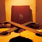 カリントウ トゥエルブエスティー詳しい納期他、ご注文時はお支払・送料・返品のページをご確認ください発売日2014/2/12かりんとう / 12stトゥエルブエスティー ジャンル ジャズ・フュージョン国内ジャズ 関連キーワード かりんとうイワチャン（g）ムーチョ（g）※こちらの商品はインディーズ盤のため、在庫確認にお時間を頂く場合がございます。 種別 CD JAN 4997184940061 組枚数 1 製作年 2014 販売元 タワーレコード登録日2014/01/27