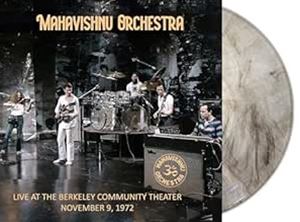LIVE AT THE BERKELEY COMMUNITY THEATER ? NOVEMBER 9 1972 BERKELEY CALIFORNIA （CLEAR MARBLE）詳しい納期他、ご注文時はお支払・送料・返品のページをご確認ください発売日2024/7/26MAHAVISHNU ORCHESTRA / LIVE AT THE BERKELEY COMMUNITY THEATER ? NOVEMBER 9 1972 BERKELEY CALIFORNIA （CLEAR MARBLE）マハヴィシュヌ・オーケストラ / ライヴ・アット・ザ・バークリー・コミュニティ・シアター・ノヴェンバー・9・1972・バークリー・カリフォルニア（クリアー・マーブル） ジャンル ジャズ・フュージョン海外ジャズ 関連キーワード マハヴィシュヌ・オーケストラMAHAVISHNU ORCHESTRA※こちらの商品は【アナログレコード】のため、対応する機器以外での再生はできません。収録内容［LP1 ： Side A］1. Birds Of Fire［LP1 ： Side B］1. Miles Beyond2. You Know You Know［LP2 ： Side A］1. Dream［LP2 ： Side B］1. One Word［LP3 ： Side A］1. The Dance Of Maya［LP3 ： Side B］1. Sanctuary2. A Lotus On Irish Streams3. Vital Transformation 種別 3LP 【輸入盤】 JAN 0630428090132登録日2024/07/31