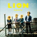 LION詳しい納期他、ご注文時はお支払・送料・返品のページをご確認ください発売日2018/9/5noovy / LION（初回生産限定盤B）LION ジャンル 洋楽アジアンポップス 関連キーワード noovyShawn、Hank、JK、Markの4人で活動する台湾出身のボーイズ・バンド”Noovy（ヌーディー）”。2014年に「日本・台湾で活躍できるスター」を発掘すべく開催されたオーディションで選ばれたメンバーで構成され、平均年齢20歳のグループである。2016年に台湾でメジャーデビュー後、2017年1月から日本での本格的な音楽活動をスタートさせる。半年間で約100本を越えるライブやメンバーの整ったルックスで知名度を上げ、同年9月には日本メジャーデビューを果たした。本作は、待望の日本1stフル・アルバム。YouTubeクリエーター「あさぎーにょ」とのコラボ曲「僕たちの花火」を含んだ全12曲が収録されており、さらに初回生産限定盤Bの本作には2017年に発売した台湾版デビューアルバム「ONE」も付いた豪華作品に仕上がっている。初回生産限定盤B／オリジナル発売日：2018年9月5日／同時発売初回生産限定A商品はSRCL-9907、通常商品はSRCL-9911収録曲目11.LION DANCE(3:33)2.Hey! Ho!(3:32)3.Wild(3:37)4.looking for(3:54)5.Singin’ for you(3:51)6.Cafe Girl(4:29)7.Dunk Shot(3:49)8.All This Beauty(5:06)9.僕たちの花火 （feat.あさぎーにょ）(4:49)10.Door(3:46)11.HOME(4:01)12.Garage(3:54)21.KALEIDOSCOPE(3:50)2.Never Gonna Stop(3:25)3.Shout It Out(4:02)4.Cross The Line(2:55)5.Bye Bye Darling(3:09)6.Move It(3:17)7.Walk Away(3:01)8.Every Little Step(4:08)9.I Scream(3:42)10.三等星(4:05)11.Lily(3:32)12.ONE(3:12)13.イチバンボシ(3:26) 種別 CD JAN 4547366368239 収録時間 94分15秒 組枚数 2 製作年 2018 販売元 ソニー・ミュージックソリューションズ登録日2018/07/26