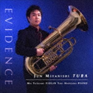 ミヤニシジュン エビデンス詳しい納期他、ご注文時はお支払・送料・返品のページをご確認ください発売日2016/2/1宮西純（tub） / エヴィデンスエビデンス ジャンル クラシックその他 関連キーワード 宮西純（tub）二大コンクールを制したチューバ奏者、宮西純のアルバム。コルネットの軽やかな技巧、チェロの豊かな音楽表現とヴァイオリンとピアノとの対話、バロックフルートの趣味の良さ、16フィートのコントラバスの音域の開拓など。チューバの枠を超えようと試みた一枚。共演は立上舞（ヴァイオリン）、長谷川ゆき（ピアノ）。2015年録音。　（C）RS録音年：2015年8月26-28日／収録場所：コピスみよし（三芳町文化会館）収録曲目11.ベニスの謝肉祭の主題による変奏曲(9:20)2.チューバとピアノの為のソナタ I.Andante sostenuto(5:22)3.チューバとピアノの為のソナタ II.Allegro energico(3:26)4.チューバとピアノの為のソナタ III.Allegro moderato(4:31)5.ピアノトリオ第1番 Molto allegro ed agitato(10:02)6.ピアノトリオ第1番 Finale. Allegro assai appassionato(8:42)7.フルートソナタ イ長調 Vivace(4:49)8.フルートソナタ イ長調 Largo e Dolce(2:55)9.フルートソナタ イ長調 Allegro(4:23)10.コントラバス協奏曲第2番 Moderato(6:06)11.コントラバス協奏曲第2番 Andante(5:44)12.コントラバス協奏曲第2番 Allegro(4:31) 種別 CD JAN 4562257810321 収録時間 69分57秒 組枚数 1 製作年 2015 販売元 ナクソス・ジャパン登録日2015/12/16