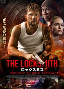 ロックスミス詳しい納期他、ご注文時はお支払・送料・返品のページをご確認ください発売日2025/6/4関連キーワード：ライアンフィリップロックスミスロックスミス ジャンル 洋画アクション 監督 ニコラス・ハーバード 出演 ライアン・フィリップケイト・ボスワースヴィング・レイムスジェフリー・ノードリングチャーリー・ウェバー裏切りによって金庫破りに失敗した、凄腕の鍵師・ミラー。彼は娘と恋人ベスを守るため、罪を一人で被り、収監を受け入れる。10年後、出所した彼は人生のやり直しを誓うが、金庫破りに巻き込み、死なせてしまった親友の妹が暴力と売春に苦しんでいるのを知る。彼女を救うため、売春の元締めの持つ大金の強奪に挑むが、事態は思わぬ方向へと転がり、愛するベスや娘の命まで危険にさらしてしまう…。封入特典4Cピクチャーレーベル特典映像日本版予告編／オリジナル予告編関連商品2023年公開の洋画 種別 DVD JAN 4547286412364 収録時間 92分 画面サイズ シネマスコープ カラー カラー 組枚数 1 製作年 2023 製作国 アメリカ 字幕 日本語 音声 英語DD（5.1ch）日本語DD（ステレオ） 販売元 インターフィルム登録日2025/03/07