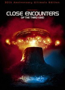 詳しい納期他、ご注文時はお支払・送料・返品のページをご確認ください発売日2007/12/19未知との遭遇 製作30周年アニバーサリー アルティメット・エディション ジャンル 洋画SF 監督 スティーヴン・スピルバーグ 出演 リチャード・ドレイファスフランソワ・トリュフォーテリー・ガーメリンダ・ディロン名匠スティーヴン・スピルバーグ監督が、初めて監督と脚本を共に手掛けたSFスペクタクル。人類が初めて異星生命体と接触する姿が、センスに満ちた映像で感動的に描かれる。後のスピルバーグ作品を含め、数々のSF作品に影響を与えた大傑作。製作30周年を記念してリリースとなる本商品には、オリジナル版、特別編、ファイナル・カット版の本編3バージョンほか、多彩な特典映像も収録されている。インディアナポリスで続発する謎の停電事故。調査のため派遣されたロイは、そこで信じられないような出来事を目撃する。だが、彼の驚くべき体験を誰も信じようとはせず、調査は政治的圧力によって妨害されてしまう。しかしロイは何かに導かれるように、真実の探求を始めた。そして彼が辿り着いた場所とは・・・。封入特典ブックレット特典映像メイキング・オブ・「未知との遭遇」part1〜3／スティーヴン・スピルバーグ〜30年前を振り返って／空を舞台に／「未知との遭遇」予告編（3種）関連商品70年代洋画 種別 DVD JAN 4547462046369 収録時間 404分 画面サイズ シネマスコープ カラー カラー 組枚数 3 製作国 アメリカ 字幕 日本語 英語 音声 英語（5.1ch）英語DTS（5.1ch）日本語（5.1ch） 販売元 ソニー・ピクチャーズ エンタテインメント登録日2007/10/11