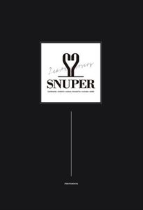 SNUPER 2ND ANNIVERSARY PHOTOBOOK詳しい納期他、ご注文時はお支払・送料・返品のページをご確認ください発売日2018/1/4SNUPER / SNUPER 2ND ANNIVERSARY PHOTOBOOKスヌーパー / スヌーパー・2NDアニバーサリー・フォトブック ジャンル 洋楽アジアンポップス 関連キーワード スヌーパーSNUPER6人組ボーイズ・アイドルグループ、スヌーパーのデビュー2周年を記念したCD付き写真集!!クラウド・ファンディングにより実現したファン待望のアイテム!!写真集：124p（A4サイズ）、CD：2周年記念シングルアルバム［Dear - SNUPER2nd ANNIVERSARY SINGLE ALBUM］全3曲収録収録内容1. SWING （Intro）2. Dear3. Dear （Inst.）関連商品K-POP 輸入盤 一覧はコチラ 種別 CD＋PHOTOBOOK 【輸入盤】 JAN 8809516263372登録日2017/12/27