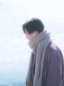 エイガトナリノステラ2025/11/18 AM 7:59まで初回分予約受付中！詳しい納期他、ご注文時はお支払・送料・返品のページをご確認ください発売日2026/1/21関連キーワード：フクモトリコヤギユウセイ ブルーレイ 映画隣のステラ TBR36038D映画『隣のステラ』Blu-ray 豪華版エイガトナリノステラ ジャンル 邦画ラブストーリー 監督 松本花奈 出演 福本莉子八木勇征倉悠貴横田真悠西垣匠隣同士の家に住む幼なじみの千明と昴。一番の仲良しだった2人だが、昴が芸能界にスカウトされたことを機に状況が一変。昴は若手の売れっ子モデルとなり、人気者になっても変わらずに接してくれる昴に対し、千明は一定の距離感を保ちながら、本心では幼い頃から抱いていた彼への想いを止められずにいた。遂に昴に想いを伝えた千明だったがあえなく玉砕。これまで毎日のように接してきた2人だったが、この日からすれ違っていく…。封入特典三方背アウターケース＆デジパック／ブックレット／チェキ風カードセット／特典ディスク【Blu-ray】特典映像予告編集（特報、予告）／TVCM集／キャラクタームービー（side 千明、side 昴）特典ディスク内容イベント映像集（完成披露試写会、トークイベント付きTeen 試写会、初日舞台挨拶、公開御礼舞台挨拶）／メイキング映像 種別 Blu-ray JAN 4988104155382 収録時間 108分 画面サイズ シネマスコープ カラー カラー 組枚数 2 製作年 2025 製作国 日本 字幕 バリアフリー日本語 音声 日本語DTS-HD Master Audio（5.1ch）日本語DTS-HD Master Audio（ステレオ）バリアフリー日本語音声ガイドDTS-HD Master Audio（ステレオ） 販売元 東宝登録日2025/11/05