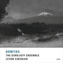 KOMITAS詳しい納期他、ご注文時はお支払・送料・返品のページをご確認ください発売日2015/10/2ESKENIAN ／ GURDJIEFF ENSEMBLE / KOMITASエスケニアン／グルジエフ・アンサンブル / コミタス ジャンル ジャズ・フュージョン海外フュージョン 関連キーワード エスケニアン／グルジエフ・アンサンブルESKENIAN ／ GURDJIEFF ENSEMBLEレバノン生まれ、現在はアルメニアを拠点に活動する37歳の音楽家Levon Eskenianがアルメニアを代表する音楽家コミタスに取り組んだ作品。Eskenianは2008年にアルメニアの精神的／実存的な取り組みの主導者として、および著述家・舞踏作家・作曲家としても知られるグルジエフの音楽を探求するためにGurdjieff Ensembleを結成、2011年にECMから『Music of Georges I. Gurdjieff』でデビュー、このプロジェクトでグルジエフが注目を集め、オランダではEdison賞なども受賞。そんな彼が今回取り組んだのがアルメニアで最も尊敬されている音楽家、コミタスの曲をエスケニアのフォーク楽器のグループで演奏している。収録内容1. Zulo2. Mani Asem Tsaghik Asem3. Msho Shoror4. Havun5. Mankakan Nvag XII6. Lorva Gutanerg Seven dances7. Manushaki of Vagharshapat8. Shushiki of Vagharshapat9. Unabi of Shushi10. Marali of Shushi11. Yerangui of Yerevan12. Het u Araj of Karin13. Karno Shoror14. Hov Arek15. Gutane Hats em Berum16. Hoy Nazan17. Havik18. Akna 種別 CD 【輸入盤】 JAN 0602547322463登録日2015/11/09