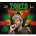 トゥーツアンドザメイタルズ プレジャー ドロップ ザ ゴールデン トラックス詳しい納期他、ご注文時はお支払・送料・返品のページをご確認ください発売日2014/4/26トゥーツ＆ザ・メイタルズ / PRESSURE DROP - THE GOLDEN TRACKSプレジャー ドロップ ザ ゴールデン トラックス ジャンル 洋楽レゲエ 関連キーワード トゥーツ＆ザ・メイタルズレゲエ史上もっとも重要なグループのひとつであるトゥーツ＆ザ・メイタルズの名曲の数々と、その名曲のダブやスカ、ダブステップなど、さまざまなヴァージョンを併せて収録したコンピレーション盤。　（C）RS輸入盤国内仕様※こちらの商品はインディーズ盤のため、在庫確認にお時間を頂く場合がございます。 種別 CD JAN 4526180165507 組枚数 1 製作年 2014 販売元 ウルトラ・ヴァイヴ登録日2014/04/14