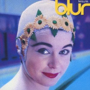 ブラー レジャー詳しい納期他、ご注文時はお支払・送料・返品のページをご確認ください発売日2025/9/17関連キーワード：アルバムブラー / レジャーレジャー ジャンル 洋楽ロック 関連キーワード ブラーワーナーミュージックが誇る洋楽名盤シリーズ：“フォーエヴァー・ヤング”第九弾はUKロックを代表するバンド：ブラー、ゴリラズ、プライマル・スクリーム、ライド、ジーザス＆メリー・チェインの名盤の数々！【ブラー】91年、アルバム『レジャー』でデビュー。英国のバンドらしい知的でウィットに富んだサウンドは、ポップでありながら奇抜で一躍脚光を浴びた。3作目『パークライフ』が全英アルバム・チャートで初の1位を記録し、90年代以降のブリットポップ／UKロックを牽引する存在となった。その後も数々の大ヒット曲を生み出し、『マジック・ウィップ』（2015）まで6作連続で全英アルバム1位を記録という快挙を達成。ブリットポップの枠に留まらず常に進化を続けている。『レジャー』：マッドチェスターからシューゲイザーまでを飲み込んだ記念すべきデビュー・アルバム。知的でポップなサウンドは、たちまちイギリス中の人気を集め、全英アルバム・チャート　7　位を記録。全英シングル・チャート　8　位を記録した初期の代表曲「ゼアズ・ノー・アザー・ウェイ」収録。（1991年作品）　　（C）RS輸出不可／ ボーナストラック収録／2012年リマスタリング／1991年作品封入特典解説歌詞対訳付収録曲目11.シーズ・ソー・ハイ(4:46)2.バング(3:37)3.スロウ・ダウン(3:11)4.レペティション(5:25)5.バッド・デイ(4:24)6.シング(6:00)7.ゼアズ・ノー・アザー・ウェイ(3:24)8.フール(3:14)9.カム・トゥギャザー(3:52)10.ハイ・クール(3:37)11.バースデイ(3:49)12.ウェア・ミー・ダウン(4:52)13.アイ・ノウ （エクステンディッド・ミックス） ＜ボーナス・トラック＞(6:30)14.ウォント・ドゥ・イット ＜ボーナス・トラック＞(3:20)15.エクスプレイン ＜ボーナス・トラック＞(2:45) 種別 CD JAN 4943674416547 収録時間 62分53秒 組枚数 1 製作年 2025 販売元 ソニー・ミュージックソリューションズ登録日2025/06/23