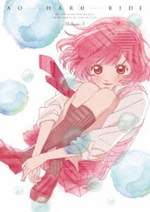 詳しい納期他、ご注文時はお支払・送料・返品のページをご確認ください発売日2014/11/19アオハライド DVD Vol.3 ジャンル アニメテレビアニメ 監督 吉村愛 出演 内田真礼梶裕貴茅野愛衣小松未可子KENN平川大輔咲坂伊緒原作の人気コミック「アオハライド」がアニメ化!高校1年生の終わり、双葉は運命の再会を果たす。その相手は、中学時代に転校し、忽然と姿を消してしまった初恋の人・田中洸。その洸が3年ぶりに双葉の前に現れた。しかし洸の苗字は「馬渕」に変わり、性格もクールな別人になっていた…。徐々に明らかになっていく、空白の3年間。二人の恋は再び動き出す。第5〜6話収録のDVD第3巻。封入特典原作 咲坂伊緒 描き下ろしオリジナル漫画第三弾／キャラクターデザイン井川麗奈 描き下ろしスリーブケース（以上2点、初回生産分のみ特典）／特製ブックレット特典映像TVSPOT集関連商品MBSアニメ特区プロダクション・アイジー制作作品TVアニメアオハライド2014年日本のテレビアニメセット販売はコチラ 種別 DVD JAN 4988104086631 収録時間 47分 カラー カラー 組枚数 1 製作年 2014 製作国 日本 音声 リニアPCM（ステレオ） 販売元 東宝（TOHO）登録日2014/07/08