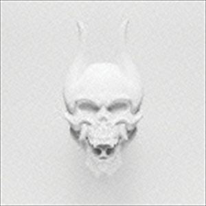 SILENCE IN THE SNOW詳しい納期他、ご注文時はお支払・送料・返品のページをご確認ください発売日2015/10/2トリヴィアム / サイレンス・イン・ザ・スノーSILENCE IN THE SNOW ジャンル 洋楽ハードロック/ヘヴィメタル 関連キーワード トリヴィアム新世代メタルの旗手として現シーンに君臨する若きメタル勇者、トリヴィアム。2003年にデビューを果たし、Roadrunnerに移籍後のアルバム『アセンダンシー』でワールド・ワイド・デビュー、その後躍進を続ける彼らが産み出す、その類まれなるセンスとプレイヤビリティから放たれる強靭なメタル・サウンドに究極のメロディを織り交ぜた音像は、世界中のメタル・ファンを狂喜乱舞させている。そんな彼らが、前作『ヴェンジャンス・フォールズ』より約2年ぶりとなる『サイレンス・イン・ザ・スノー』を完成させた！　（C）RS全世界同時発売商品／ボーナストラック収録封入特典解説歌詞対訳付／ライナーノーツ収録曲目11.スノーフォール(1:28)2.サイレンス・イン・ザ・スノー(3:40)3.ブラインド・リーディング・ザ・ブラインド(4:25)4.デッド・アンド・ゴーン(3:46)5.ザ・ゴースト・ザッツ・ホーンティング・ユー(4:09)6.プル・ミー・フロム・ザ・ヴォイド(3:53)7.アンティル・ザ・ワールド・ゴーズ・コールド(5:21)8.ライズ・アバヴ・ザ・タイズ(3:54)9.ザ・シング・ザッツ・キリング・ミー(3:30)10.ビニース・ザ・サン(3:56)11.ブリーズ・イン・ザ・フレイムス(5:10)12.シーズ・オール・ユア・ファイアー （ボーナス・トラック）(5:01)13.ザ・ダークネス・オブ・マイ・マインド （ボーナス・トラック）(4:46)関連商品トリヴィアム CD 種別 CD JAN 4943674221646 収録時間 53分05秒 組枚数 1 製作年 2015 販売元 ソニー・ミュージックソリューションズ登録日2015/07/31