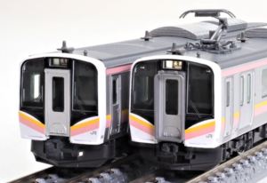 JR E129-100系電車（後期型・2パンタ車）セット（2両） 98165 Nゲージ