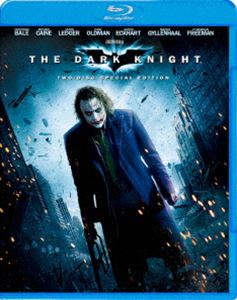 ダークナイト詳しい納期他、ご注文時はお支払・送料・返品のページをご確認ください発売日2016/2/24関連キーワード：クリスチャンベールダークナイトダークナイト ジャンル 洋画アクション 監督 クリストファー・ノーラン 出演 クリスチャン・ベールマイケル・ケインヒース・レジャーゲイリー・オールドマンモーガン・フリーマンマギー・ギレンホールアーロン・エッカートクリストファー・ノーラン監督が放つ『ダークナイト』三部作シリーズより、「バッドマン ビギンズ」に続く第2作。ゴッサム・シティーに“ジョーカー”と名乗る究極の悪が舞い降りる。この街を守るバットマンに対して、ジョーカーは「オレが、バットマンを殺す」とマフィアが集まる会合の席上で宣戦布告し、街全体をどん底に陥れる生き残りゲームを仕掛ける…。「PROJECT DC COMICS」対象商品。封入特典特典ディスク【Blu-ray】関連商品2000年代洋画クリストファー・ノーラン監督作品セット販売はコチラ 種別 Blu-ray JAN 4548967244724 組枚数 2 製作年 2008 製作国 アメリカ 販売元 ワーナー・ブラザース登録日2016/01/25