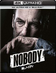 ミスターノーバディ詳しい納期他、ご注文時はお支払・送料・返品のページをご確認ください発売日2021/11/10関連キーワード：ボブオデンカークMr.ノーバディ 4K Ultra HD＋ブルーレイミスターノーバディ ジャンル 洋画アクション 監督 イリヤ・ナイシュラー 出演 ボブ・オデンカークコニー・ニールセンRZAマイケル・アイアンサイドクリストファー・ロイドハッチは郊外にある自宅と職場を路線バスで往復する、ルーティンで退屈な毎日を送っている。妻には距離を置かれ息子からもリスペクトされず、この世の理不尽なことすべてを受け止める地味な男だ。ある日バスに乗り込んできたチンピラたちに、ハッチは遂にブチ切れて大乱闘、相手をことごとくぶちのめす。この事件はロシアンマフィアの逆鱗に触れ、ド派手な銃撃戦、カーチェイスへとエスカレートしていく。この男は「何者」なのか?※こちらの商品は【Ultra HD Blu-ray】のため、対応する機器以外での再生はできません。封入特典Blu-ray（本編＋特典映像）特典映像未公開シーン／全力の役作り／アクションシーンの舞台裏（バス内の乱闘、侵入者、カーチェイス、工場での殺りく）／何者でもない／監督 イリヤ・ナイシュラーによる本編音声解説 ほか特典ディスク内容未公開シーン／全力の役作り／アクションシーンの舞台裏（バス内の乱闘、侵入者、カーチェイス、工場での殺りく）／何者でもない／監督 イリヤ・ナイシュラーによる本編音声解説 ほか関連商品2021年公開の洋画 種別 Ultra HD Blu-ray JAN 4988102967789 収録時間 92分 画面サイズ シネマスコープ カラー カラー 組枚数 2 製作年 2021 製作国 アメリカ 字幕 英語 日本語 音声 英語ドルビーアトモス日本語DDプラス（7.1ch） 販売元 NBCユニバーサル・エンターテイメントジャパン登録日2021/08/20