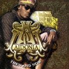 アイドニア ゼンアンドナウ詳しい納期他、ご注文時はお支払・送料・返品のページをご確認ください発売日2008/2/20アイドニア / ゼン・アンド・ナウゼンアンドナウ ジャンル 洋楽レゲエ 関連キーワード アイドニア大注目を浴びたMAVADOらを擁するバウンティ・キラー率いるアライアンス・クルーの一員として頭角を現し（現在は脱退）、次世代のダンスホール・スターを担うアイドニアのデビュー・アルバム。　（C）RS日本先行発売収録曲目11.フォー・ディ・ガールズ feat.ストラット・ドン(3:55)2.バイシクル(3:12)3.ロリー(3:40)4.マン・ア・スター(2:30)5.マ・アイドニア(3:41)6.ブリーズ・オン・ユー(3:28)7.バス・ザ・イーグル(3:39)8.コーナー・デム(3:00)9.ゴールデン・イーグル(3:11)10.グッド・イヴニング feat.ナディーン・サザーランド(3:34)11.ストレイト・ハピネス(3:42)12.ゼン＆ナウ(3:57) 種別 CD JAN 4988002541911 収録時間 41分29秒 組枚数 1 製作年 2007 販売元 ビクターエンタテインメント登録日2007/12/28