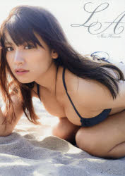 LA 久松郁美写真集のサムネイル