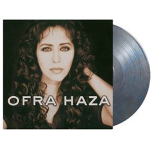 OFRA HAZA （GOLD）LP発売日2025/9/12詳しい納期他、ご注文時はご利用案内・返品のページをご確認くださいジャンル洋楽ワールドミュージックその他　アーティストオフラ・ハザOFRA HAZA収録時間組枚数商品説明OFRA HAZA / OFRA HAZA （GOLD）オフラ・ハザ / オフラ・ハザ（ゴールド）Ofra Haza is the eponymous 1997 album by Israeli singer Ofra Haza.”It was produced by Frank Peterson （Enigma Gregorian） and features Pino Palladino on the bass guitar. The album was recorded in Hamburg and at Abbey Road Studios in London and contains an updated version of the hit song ””Im Nin’ Alu””. It also features the singles ””Show Me”” and ””Give Me a Sign””. This was Ofra Haza’s final full-length studio album before her passing in 2000. Ofra Haza is available as a limited edition of 750 numbered copies on gold coloured vinyl and includes an insert with lyrics.”※こちらの商品は【アナログレコード】のため、対応する機器以外での再生はできません。収録内容［Side A］1. Show Me2. Amore3. Im Nin Alu-20004. Sixth Sense5. My Ethiopian Boy6. Ahava［Side B］1. No Time To Hate2. You’ve Got A Friend3. You4. Give Me A Sign5. One Day関連キーワードオフラ・ハザ OFRA HAZA 商品スペック 種別 LP 【輸入盤】 JAN 8719262039063登録日2025/08/04