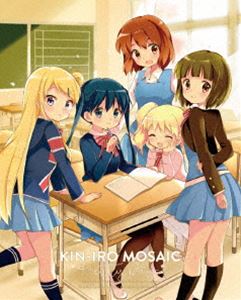 Blu-ray発売日2017/3/3詳しい納期他、ご注文時はご利用案内・返品のページをご確認くださいジャンルアニメアニメ映画　監督天衝出演西明日香田中真奈美種田梨沙内山夕実東山奈央収録時間50分組枚数1商品説明きんいろモザイク Pretty Daysイギリスからやってきた高校生、アリス・カータレットは、大親友・大宮忍の家にホームステイし、友人たちと共に彼女たちだけの大切な日常を送っていた。しかし、二度目の学校祭が近づいてきた頃、クラスの演劇で脚本＆衣装のリーダーを任された忍は頑張りすぎてしまい、周りはその様子を心配するが…。日常系ゆるふわ学園コメディ「きんいろモザイク」の完全新作エピソードによる劇場版を収録したBlu-ray。封入特典原作者・原悠衣描き下ろし三方背ケース／キャラクターデザイン・植田和幸描き下ろしデジ仕様／絵コンテ冊子／サウンドトラックCD プリティ＊デイズ／スペシャルリーフレット／イベントチケット優先販売申込券（以上6点、初回生産分のみ特典）特典映像オーディオコメンタリー／劇場特報／CM集関連商品Studio五組制作作品アニメきんいろモザイクシリーズ2010年代日本のアニメ映画商品スペック 種別 Blu-ray JAN 4935228163151 カラー カラー 製作年 2016 製作国 日本 音声 日本語　　　 販売元 KADOKAWA メディアファクトリー登録日2016/12/22