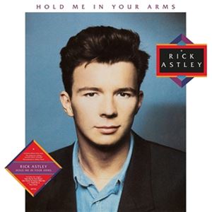 HOLD ME IN YOUR ARMS （2023 REMASTER）LP発売日2023/5/12詳しい納期他、ご注文時はご利用案内・返品のページをご確認くださいジャンル洋楽ポップス　アーティストリック・アストリーRICK ASTLEY収録時間組枚数商品説明RICK ASTLEY / HOLD ME IN YOUR ARMS （2023 REMASTER）リック・アストリー / ホールド・ミー・イン・ユア・アームズ（2023・リマスター）80年代に「Never Gonna Give You Up」と「Together Forever」の大ヒットで世界的なスターダムへ一気に駆け上がったUKのシンガー、リック・アストリー。1987年のデビュー・アルバム『WHENEVER YOU NEED SOMEBODY』に続きストック・エイトキン・ウォーターマンをプロデュースに迎えて発表された世界的大ヒット・アルバム『HOLD ME IN YOUR ARMS』が、発売35周年を記念したデラックス・エディションとなってここに蘇る!こちらはオリジナル・アルバムの2023年最新リマスター音源を収録した限定ブルー・アナログ盤!※こちらの商品は【アナログレコード】のため、対応する機器以外での再生はできません。収録内容［Side A］1. She Wants To Dance With Me （2023 Remaster）2. Take Me To Your Heart （2023 Remaster）3. I Don’t Want To Lose Her （2023 Remaster）4. Giving Up On Love （2023 Remaster）5. Ain’t Too Proud To Beg （2023 Remaster）［Side B］1. Till Then （Time Stands Still） （2023 Remaster）2. Dial My Number （2023 Remaster）3. I’ll Never Let You Down （2023 Remaster）4. I Don’t Want To Be Your Lover （2023 Remaster）5. Hold Me In Your Arms （2023 Remaster）関連キーワードリック・アストリー RICK ASTLEY 関連商品リック・アストリー CD商品スペック 種別 LP 【輸入盤】 JAN 4050538867244登録日2023/04/14