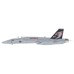 1/72 アメリカ カイグン FA18E スーパーホーネット VFA137 ケストレルズ 2025 CAGキ飛行機プラモデル発売日2026/12/31詳しい納期他、ご注文時はご利用案内・返品のページをご確認ください関連キーワードPLATZ飛行機シリーズプラッツ飛行機モデルF/A-18E/F戦闘機アメリカ軍(1/72)航空機(1/72)関連キーワード：スケールモデル スケールプラモデル 飛行機模型 模型 マルチロール機 艦上戦闘機 戦闘攻撃機商品説明1/72 アメリカ海軍 F/A-18E スーパーホーネット VFA-137 ケストレルズ2025 CAG機 AE-63 組み立て式プラモデルプラモデル【数量限定商品】商品特徴商品解説：【商品について】1/72スケールでF/A-18E スーパーホーネットを再現した組み立てキットです。シャープな機体形状やパネルラインの再現、さらにコクピットや脚などの細部のディテールもしっかりと表現。仕上がり全長は253mm。マーキングは2003年からスーパーホーネットに移行し運用するアメリカ海軍のVFA-137ケストレルズの機体から2025年のCAG機をセレクト。尾翼に描かれたハヤブサのイラストなど、大判デカールで再現します。【主な特徴】●尾翼のケストレルのイラストが魅力のスーパーホーネットカテゴリー：プラスチックモデル仕様：1/72スケールプラモデル関連商品PLATZ プラッツ 飛行機シリーズプラモデルパーツ一覧プラモデルツール（工具）一覧商品スペック 種別 グッズ 飛行機プラモデル JAN 4545782136258登録日2026/09/16