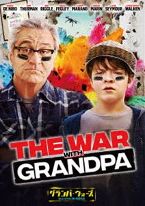 グランパウォーズオジイチャントボクノセンセンフコクDVD発売日2022/4/8詳しい納期他、ご注文時はご利用案内・返品のページをご確認くださいジャンル洋画コメディ　監督ティム・ヒル出演ロバート・デ・ニーロユマ・サーマンロブ・リグルオークス・フェグリークリストファー・ウォーケンチーチ・マリン収録時間98分組枚数1関連キーワード：ロバートデニーロ商品説明グランパ・ウォーズ おじいちゃんと僕の宣戦布告グランパウォーズオジイチャントボクノセンセンフコク妻を亡くしたエドは彼の娘サリーの家族と一緒に暮らすことになる。孫のピーターは、始めはおじいちゃんと暮らせることを喜んでいたものの、自分は部屋を明け渡し、屋根裏部屋で暮らすことを知り激怒。エドを追い出すために手紙を書き、宣戦布告。ピーターは、あの手この手で攻撃をしかけるが、あまりにも度を越したイタズラにエドも激怒。悪友ジェリーの悪知恵を借り、ピーターに報復を始める…。関連商品2020年公開の洋画商品スペック 種別 DVD JAN 4550510009292 画面サイズ シネマスコープ カラー カラー 製作年 2020 製作国 アメリカ 字幕 英語 日本語 音声 英語DD（5.1ch）　日本語DD（5.1ch）　　 販売元 NBCユニバーサル・エンターテイメントジャパン登録日2022/01/20