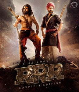 アールアールアールBlu-ray発売日2025/9/3詳しい納期他、ご注文時はご利用案内・返品のページをご確認くださいジャンル洋画アクション　監督S.S.ラージャマウリ出演NTR Jr.ラーム・チャランアーリヤー・バットアジャイ・デーヴガンレイ・スティーヴンソンアリソン・ドゥーディ収録時間277分組枚数2関連キーワード：エヌティーアールジュニア ブルーレイ商品説明RRR コンプリート・エディションアールアールアール舞台は1920年、英国植民地時代のインド。英国軍にさらわれた幼い少女を救うため、立ち上がるビーム。大義のため英国政府の警察官となるラーマ。熱い思いを胸に秘めた男たちが運命に導かれて出会い、唯一無二の親友となる。しかし、ある事件をきっかけに究極の選択を迫られる。「RRR」の本編とその誕生の秘密と衝撃の舞台裏が明かされるメイキング・ドキュメンタリー『RRR：ビハインド＆ビヨンド』の2作品収録。／第95回（2022年）アカデミー賞 歌曲賞／第80回（2023年）ゴールデングローブ賞 主題歌賞封入特典ブックレット／ポストカードセット特典映像2022.10.21＆10.22来日舞台挨拶映像／ミュージックビデオ／キャラクタートレーラー／モーションポスター映像／メイキングトレーラー／ラーム・チャラン バースデー映像／オリジナルトレーラー／日本版予告編／2025.4.12＆4.13来日舞台挨拶映像関連商品2022年公開の洋画2024年公開の洋画商品スペック 種別 Blu-ray JAN 4995155254377 カラー カラー 製作国 インド 字幕 日本語 音声 DTS-HD Master Audio（5.1ch）　　　 販売元 ツイン登録日2025/06/24