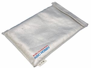 バッテリー充電セーフティパックJAPAN 76137 RCパーツ