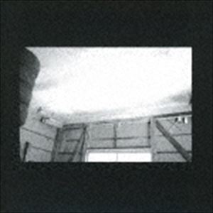 フィフティーフィフティーズ ルック アット ミーCD発売日2020/7/15詳しい納期他、ご注文時はご利用案内・返品のページをご確認くださいジャンル邦楽ロック/ソウル　アーティスト50／50’s収録時間23分58秒組枚数1商品説明50／50’s / LOOK AT MEルック アット ミー紙ジャケット／オリジナル発売日：2017年※こちらの商品はインディーズ盤にて流通量が少なく、手配できなくなる事がございます。欠品の場合は分かり次第ご連絡致しますので、予めご了承下さい。関連キーワード50／50’s 収録曲目101.君のshake(1:39)02.One Night Love(2:16)03.ガム(3:18)04.黒いブーツと注射器(2:18)05.High School(2:44)06.Stay My Room(3:57)07.トラヴィス(4:09)08.Time Over(3:34)商品スペック 種別 CD JAN 4526180525523 製作年 2020 販売元 ウルトラ・ヴァイヴ登録日2020/06/05