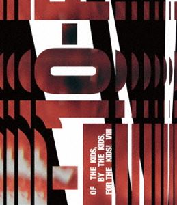 テンフィート オブザキッズバイザキッズフォーザキッズ8Blu-ray発売日2024/12/25詳しい納期他、ご注文時はご利用案内・返品のページをご確認くださいジャンル音楽邦楽ロック　監督出演10-FEET収録時間179分組枚数1関連キーワード：10FEET 10フィート テンフィート オブザキッズバイザキッズフォーザキッズ8 オブザキッズバイザキッズフォーザキッズ オブザキッズ バイザキッズ フォーザキッズ コンプリートエディション live ライブ ライブBlu-ray ライブBD ライブブルーレイ ブルーレイ商品説明10-FEET／OF THE KIDS，BY THE KIDS，FOR THE KIDS! VIIIオブザキッズバイザキッズフォーザキッズ82024年5月19日（日）に横浜アリーナで行われたワンマンライブ「10-FEET ONE-MAN LIVE 2024 〜急なワンマンごめんな祭〜」の模様を完全収録。収録内容goes on／hammer ska／火とリズム／Mr.bullshit／JUNGLES／2％／PLANLESS／SHOES／JUST A FALSE! JUST A HOLE!／BE NOTHING／ハローフィクサー／SLAM／アオ／求め合う日々／4REST／Re方程式／シエラのように／BUZZING／深海魚／アンテナラスト／RIVER／第ゼロ感／1sec.／STONE COLD BREAK／蜃気楼／VIBES BY VIBES／その向こうへ／ヒトリセカイ／gg燦然／CHERRY BLOSSOM／back to the sunset特典映像2年間の10-FEETを追いかけたドキュメンタリー映像▼お買い得キャンペーン開催中！対象商品はコチラ！商品スペック 種別 Blu-ray JAN 4988031751565 カラー カラー 製作国 日本 音声 日本語リニアPCM（ステレオ）　　　 販売元 ユニバーサル ミュージック登録日2024/11/12