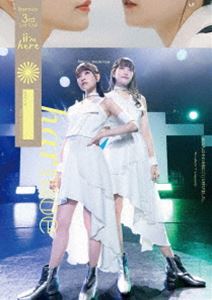 ハルモエ ハルモエサードライブツアーアイムヒアBlu-ray発売日2025/3/5詳しい納期他、ご注文時はご利用案内・返品のページをご確認くださいジャンル音楽Jポップ　監督出演harmoe収録時間110分組枚数1関連キーワード：ブルーレイ BD 岩田陽葵 小泉萌香商品説明harmoe 3rd LIVE TOUR”ii’m here”Blu-rayハルモエサードライブツアーアイムヒアharmoeの3rd LIVE TOUR“ii’m here”の模様を収録。収録内容Opening「BiRTH -ii’m here ver.-」／Love is a potion／カラフル×ジョイフル／Okey◎Dokey!／twin’s heart beat／Interlude「SiGNAL」（Instrumental）／私のヒミツは／Night before／アンチクライアント／Dance Track「Loud， Painful，Bitter」／All of Me／QUEEN／wait for you／Make a pearl／ふわふわpartyつられてhappy／Honey Drop／Interlude「i」／愛と呼ぶなら／セピアの虹／Dorothy／Interlude「RiSE」／HyperLoveSong／キュリオシティ・パレット（EN）／ふたりピノキオ（EN）／一寸先は光（EN）封入特典ブックレット特典映像TOKYO DOME CITY HALL公演 定点映像／Documentary of“ii’m here”商品スペック 種別 Blu-ray JAN 4524135224712 製作国 日本 販売元 ポニーキャニオン登録日2024/12/26