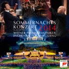 ウィーンフィルハーモニーカンゲンガクダン エッシェンバッハ クリストフ ランラン ウィーンフィル サマーナイト コンサート2014CD発売日2014/8/20詳しい納期他、ご注文時はご利用案内・返品のページをご確認くださいジャンルクラシック管弦楽曲　アーティストウィーン・フィルハーモニー管弦楽団 クリストフ・エッシェンバッハ ラン・ラン収録時間76分20秒組枚数1商品説明ウィーン・フィルハーモニー管弦楽団 クリストフ・エッシェンバッハ ラン・ラン / ウィーンフィル・サマーナイト コンサート2014ウィーンフィル サマーナイト コンサート2014“ウィーンフィル・サマー・ナイト・コンサート　2014”のライヴ・アルバム。シェーンブルン宮殿を舞台に、巨匠クリストフ・エッシェンバッハとピアノのラン・ランが登場！オープンエア・コンサートに相応しく、オーケストラの華麗な名技を堪能することのできる色彩的な作品を収録。　（C）RS録音年：2014年5月29日／収録場所：ウィーン、シェーンブルン宮殿／DVDはSIBC-195／Blu-rayはSIXC-8関連キーワードウィーン・フィルハーモニー管弦楽団 クリストフ・エッシェンバッハ ラン・ラン 収録曲目101.序曲「ローマの謝肉祭」Op.9(8:57)02.交響詩第6番「マゼッパ」(15:26)03.「ブルレスケ」二短調(22:23)04.歌劇「ベンヴェヌート・チェッリーニ」序曲(10:50)05.交響詩「ティル・オイレンシュピーゲルの愉快ないたずら」Op.28(16:02)06.「狂乱のポルカ（ガロップ風）」Op.260(2:39)▼お買い得キャンペーン開催中！対象商品はコチラ！商品スペック 種別 CD JAN 4547366218794 製作年 2014 販売元 ソニー・ミュージックソリューションズ登録日2014/05/27