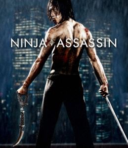 Blu-ray発売日2011/7/20詳しい納期他、ご注文時はご利用案内・返品のページをご確認くださいジャンル洋画アクション　監督ジェイムズ・マクティーグ出演Rainナオミ・ハリスショー・コスギ収録時間99分組枚数1商品説明ニンジャ・アサシン韓国をはじめ、日本でも大人気のアーティスト、Rain（ピ）が本格的なアクションムービー。ハリウッド初主演を務める。親友を殺された男が、自身を暗殺者の道へ引きずり込んだ組織に復讐を挑む。「Vフォー・ヴェンデッタ」を手がけたジェームズ・マクティーグが監督を務め、制作は「マトリックス」シリーズのスタッフが手がける。卓越したその肉体美で見せるパフォーマンスに圧巻。伝説の暗殺集団”小角（おずぬ）の一族”で実力ある暗殺者に育てられた雷蔵。しかし、仲間をも容赦なく殺す組織に反発し、抜け忍となり復讐を誓う。一方、街では連続殺人が相次ぎ、事件を追う科学捜査官ミカが一族に襲われ・・・。特典映像ニンジャの神話・伝説／メイキング：極限アクション／Rainのニンジャ・トレーニング／未公開シーン集商品スペック 種別 Blu-ray JAN 4988135852885 カラー カラー 製作年 2009 製作国 アメリカ 字幕 日本語 英語 音声 英語DTS-HD Master Audio（5.1ch）　日本語DD（5.1ch）　　 販売元 ワーナー・ブラザース登録日2011/03/11