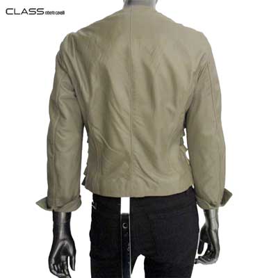 クラスロベルトカバリ Class Roberto Cavalli レディース アウター ジャケット レザージャケット レザーフリル装飾デザイン・レザージャケット 襟なし ショート丈ベージュ カーキ系10S CD801 792 GT10A (R199500)【送料無料】【smtb-TK】