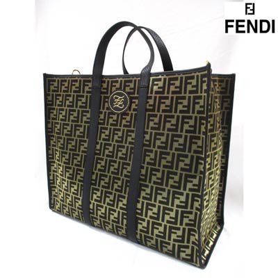 2019年秋冬新作 フェンディ FENDI メンズ バッグ 鞄 ロゴ ユニセックス可 総柄FFズッカ柄・レザーロゴワッペン付きビッグトートバッグ ブラウン 7VA391 A91T F18H9 (R277500) 91A【送料無料】 【smtb-TK】