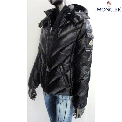 モンクレール MONCLER レディース アウター ダウン ジャケット ロゴ BROUEL 前面シェブロンモチーフ・アームロゴ付きショート丈ダウンジャケット 黒 1B51200 C0064 999 (R205700) 02A 2020年秋冬新作【送料無料】 【smtb-TK】