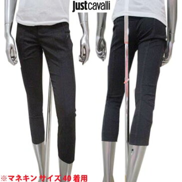 ジャストカバリ JUST CAVALLI レディース パンツ スリム ボトムス サイドポケット 七分丈 フロント・バック部分ボタンデザイン フロントボタンロゴ有 QO6121 39746 900 (R42800) 7A 【送料無料】 【smtb-TK】