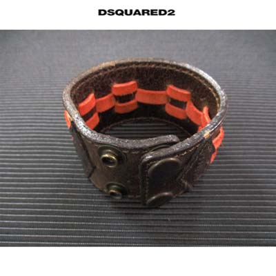 ディースクエアード DSQUARED2 メンズ 小物 アクセサリー ブレスレット 腕輪 リストバンド ユニセックス可 DSQUARED2ロゴ刻印入りブレスレット ブラウン UY013 07620 01 (R16800) 【送料無料】【smtb-tk】 WA